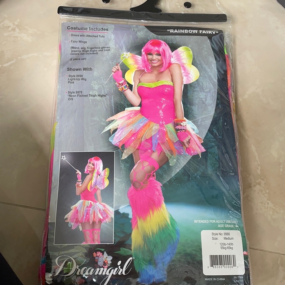 NWT rainbow fairy size medium (120-140lbs)